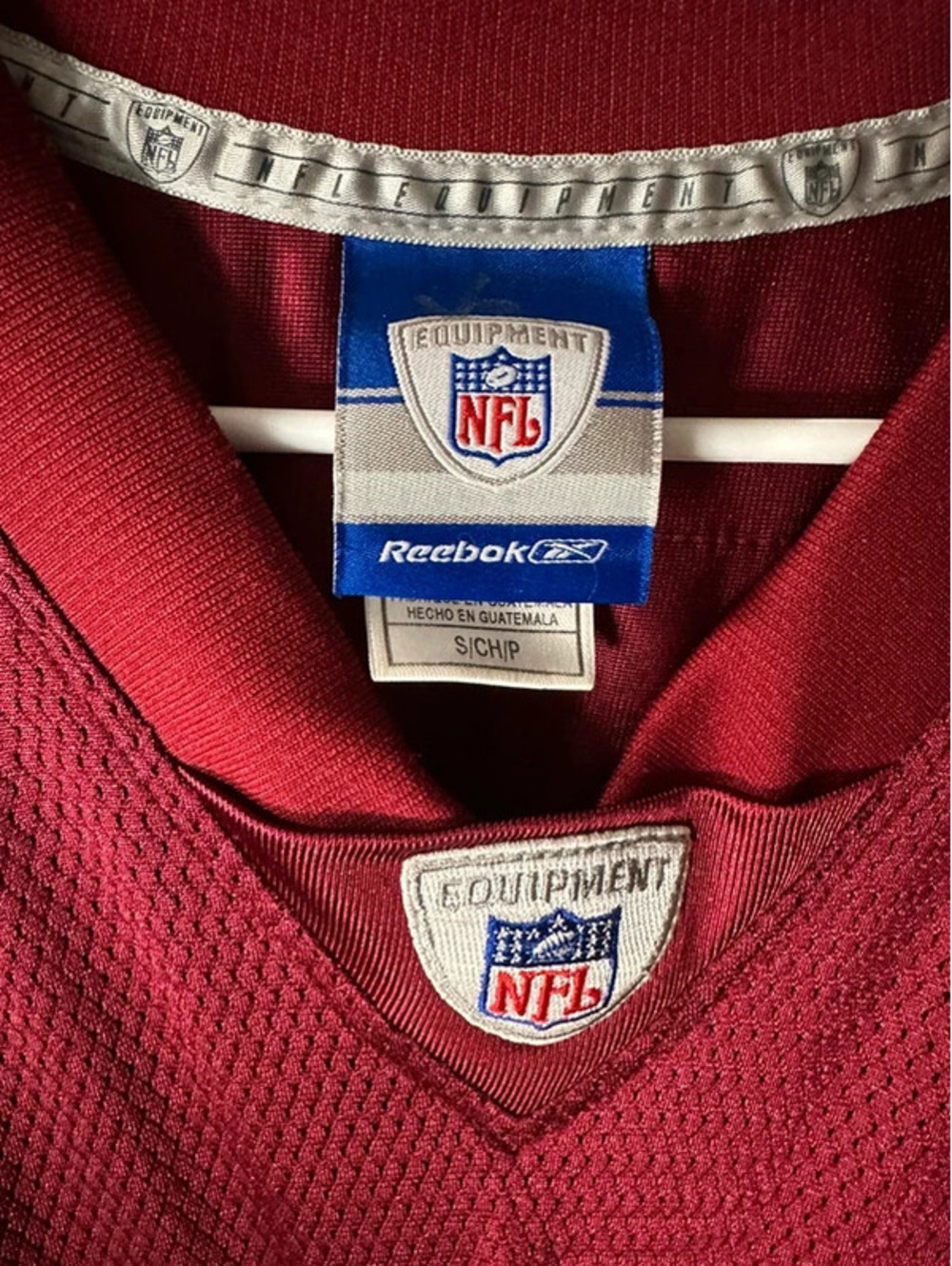 Washington Redskins jersey - Picture 3 of 5